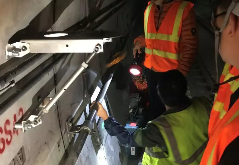 全站儀強(qiáng)制對中支架 全站儀強(qiáng)制對中支架