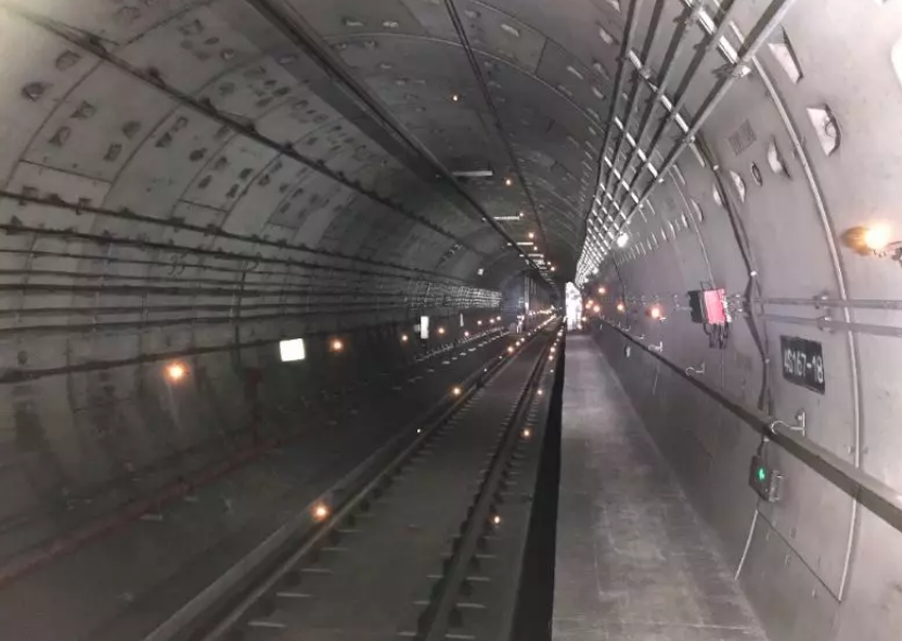 隧道監(jiān)測點(diǎn) 隧道監(jiān)測點(diǎn)